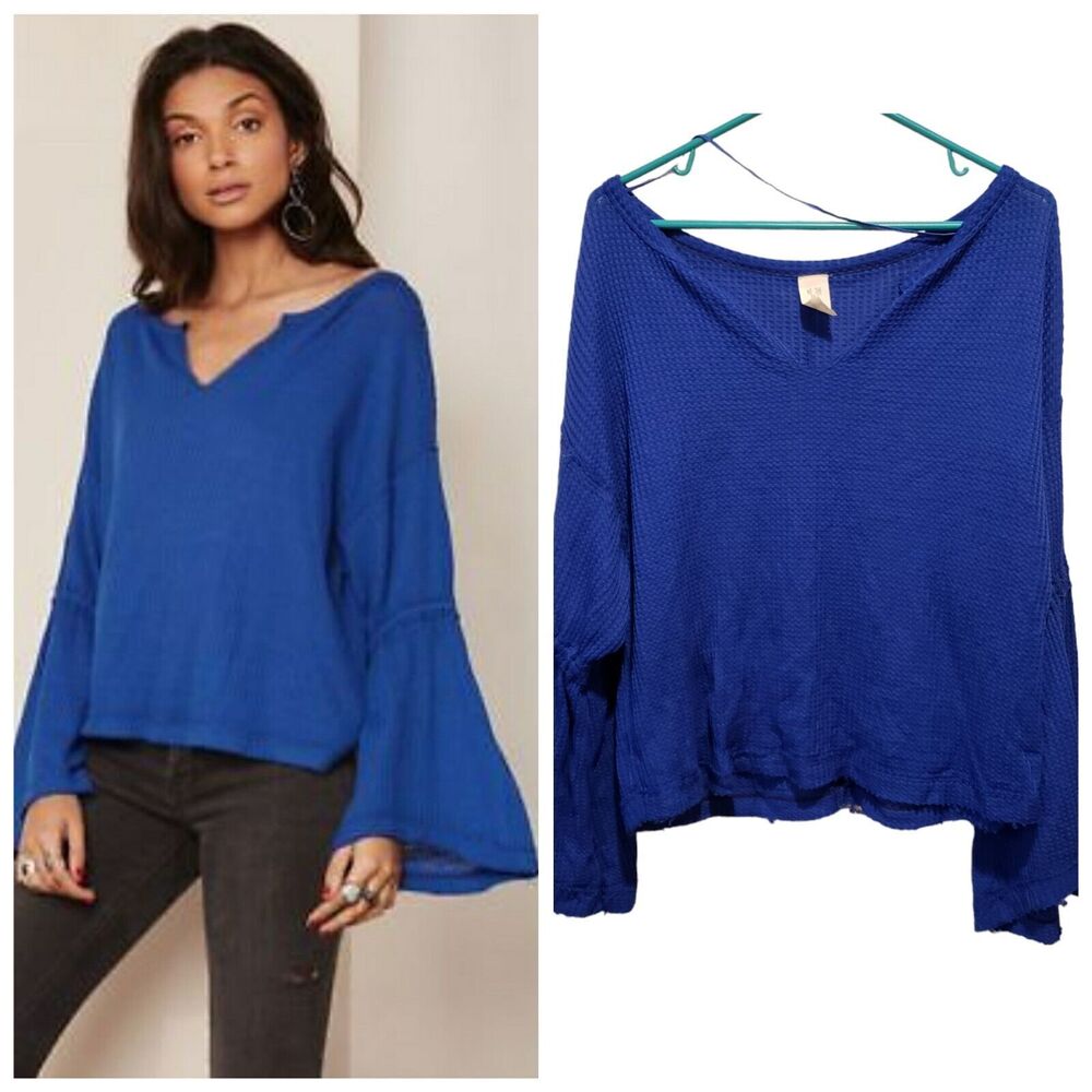 Free People - Dahlia Thermal Knit Top XS Long Belt Sleeve  Shappire oversized